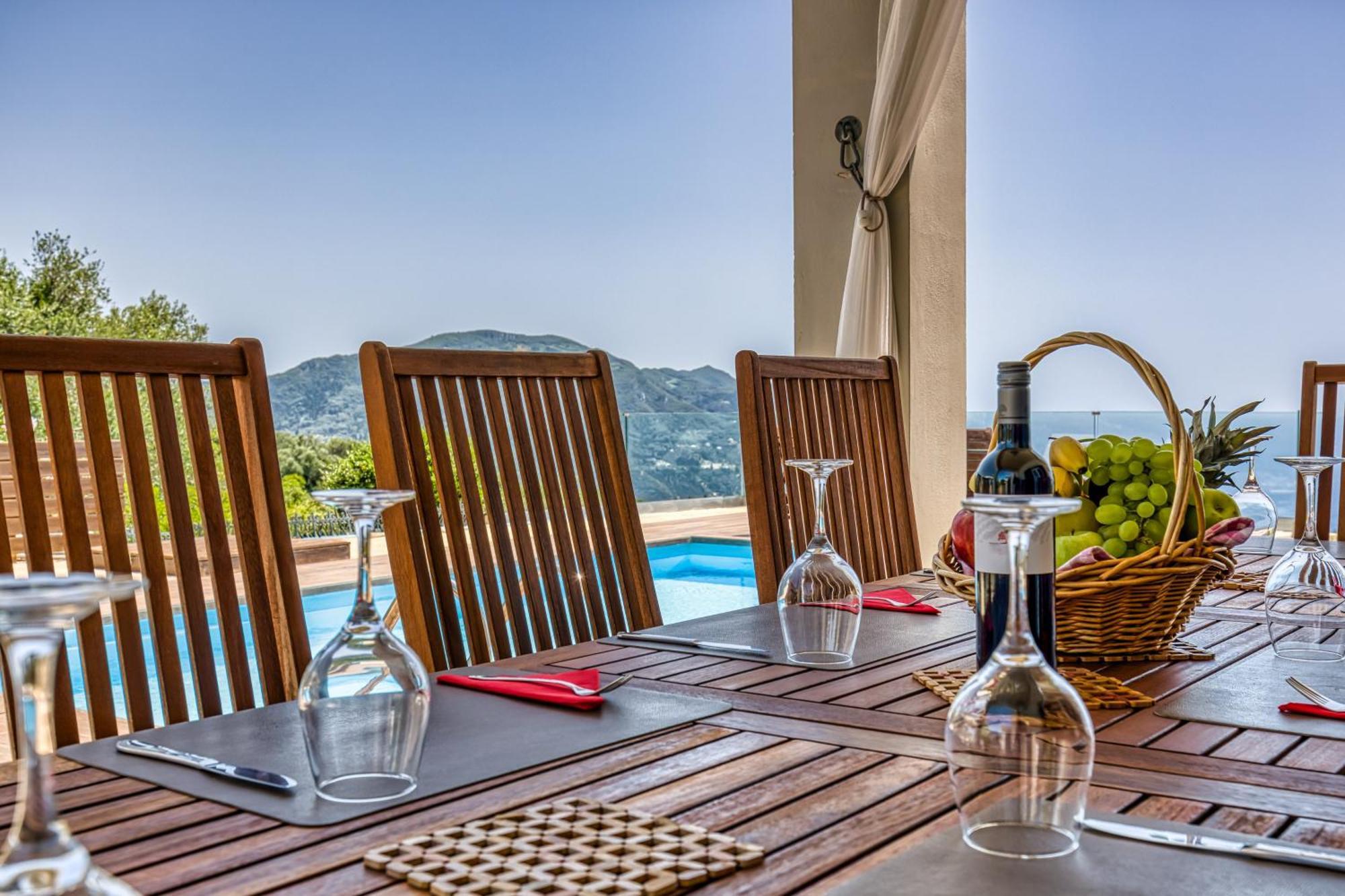 Sinarádes Villa Vardia-Amazing Seaviews With Heated Pool מראה חיצוני תמונה