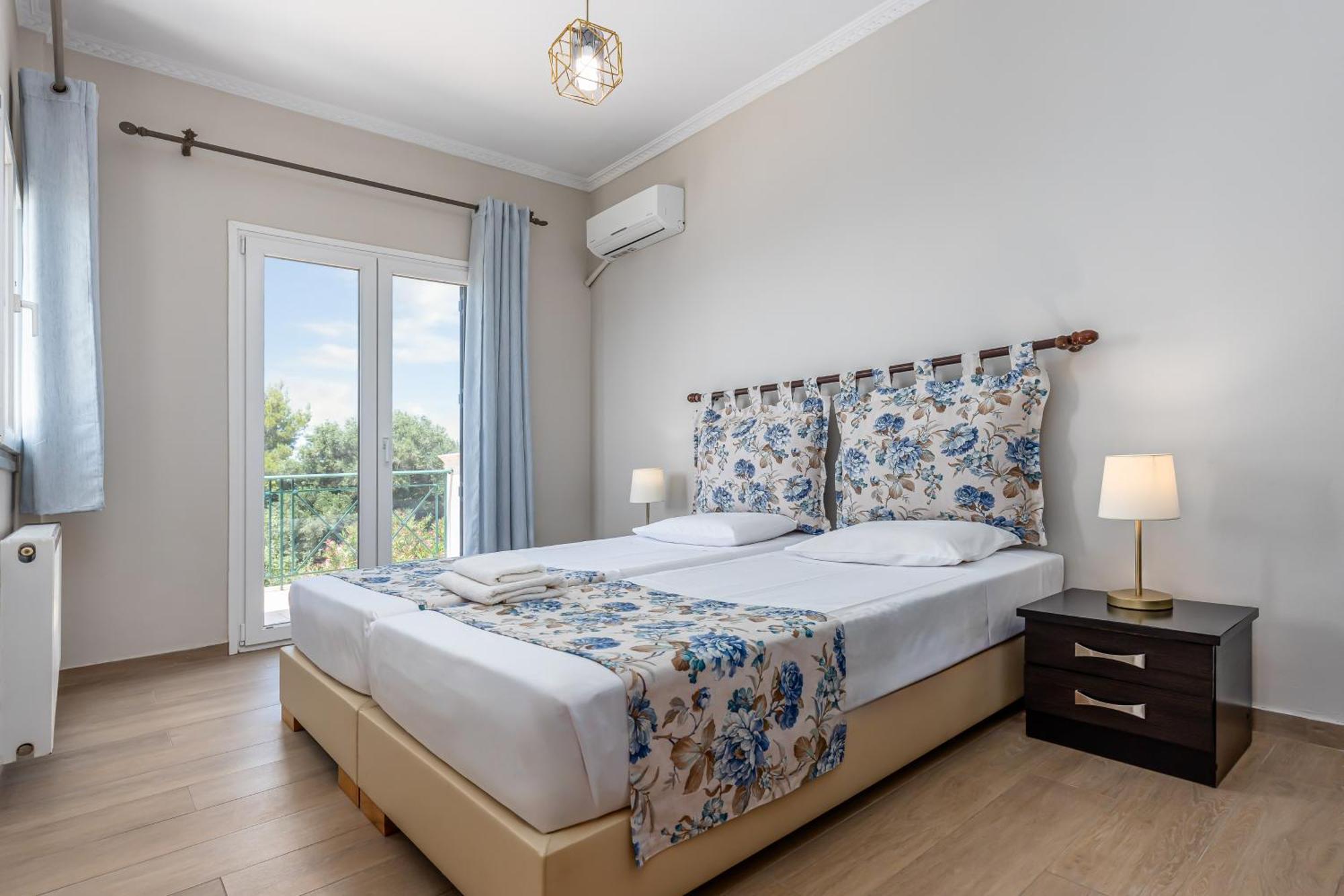 Sinarádes Villa Vardia-Amazing Seaviews With Heated Pool מראה חיצוני תמונה