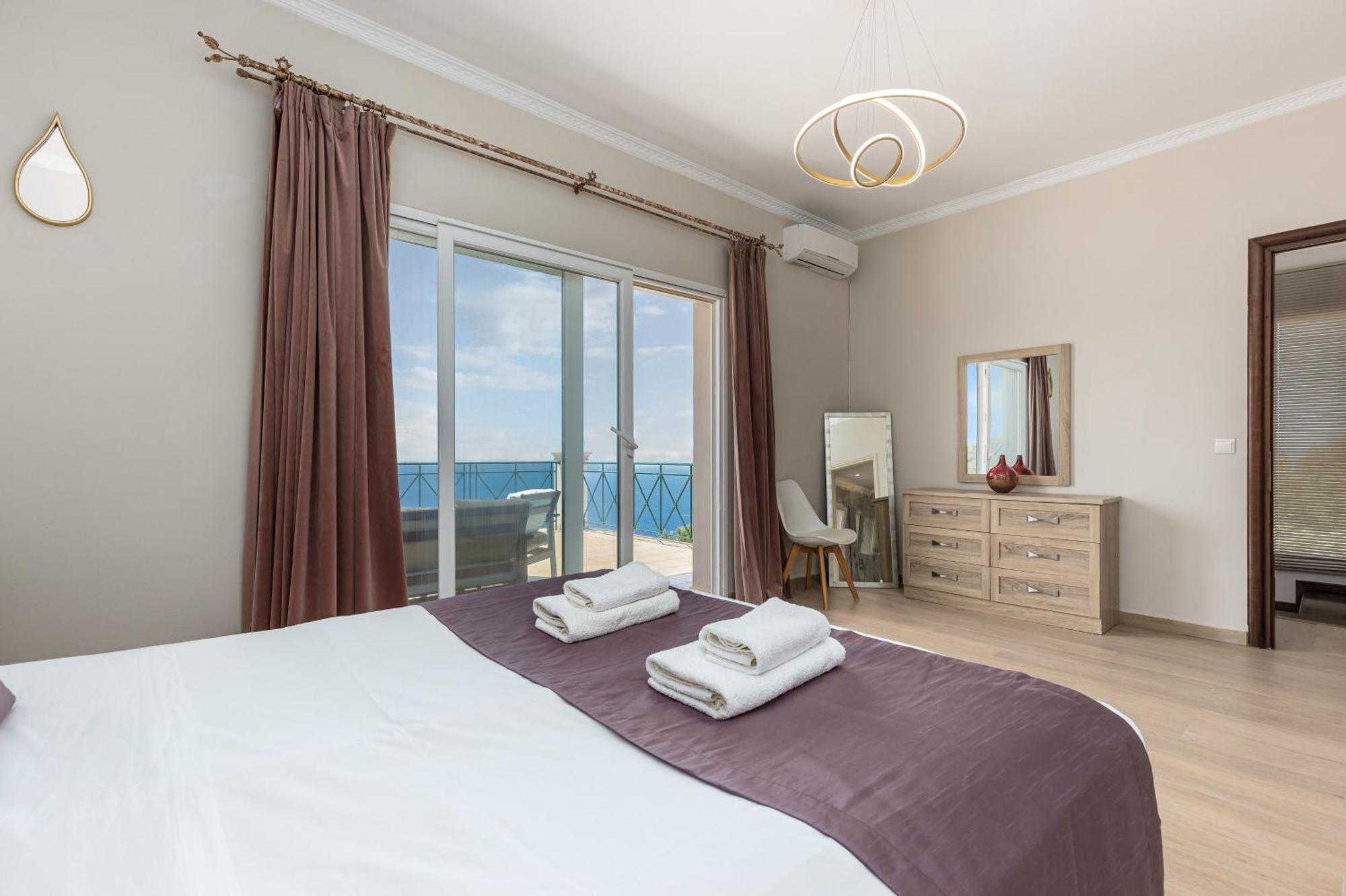 Sinarádes Villa Vardia-Amazing Seaviews With Heated Pool מראה חיצוני תמונה